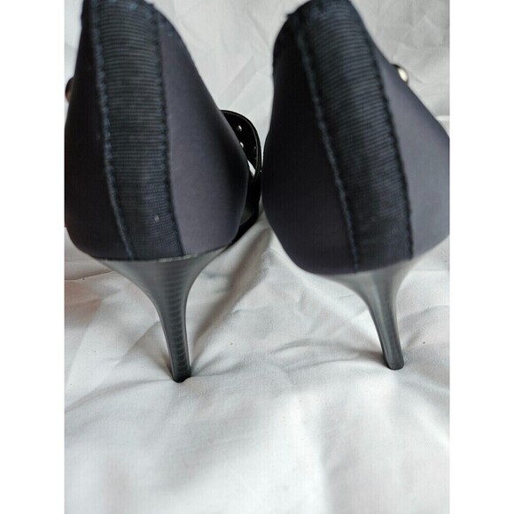 Y2K Vera Wang Pointed Toe Kitten Heels 7 1/2 M Strap On Navy & Black - Picture 3 of 7